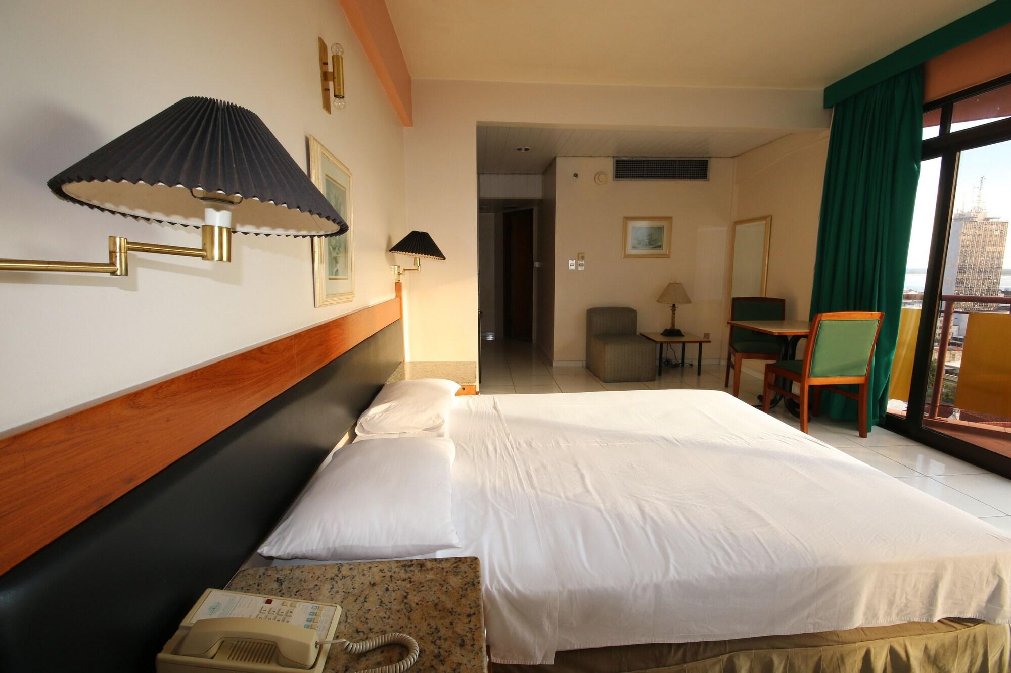 Taj Mahal Hotel Μανάους Εξωτερικό φωτογραφία